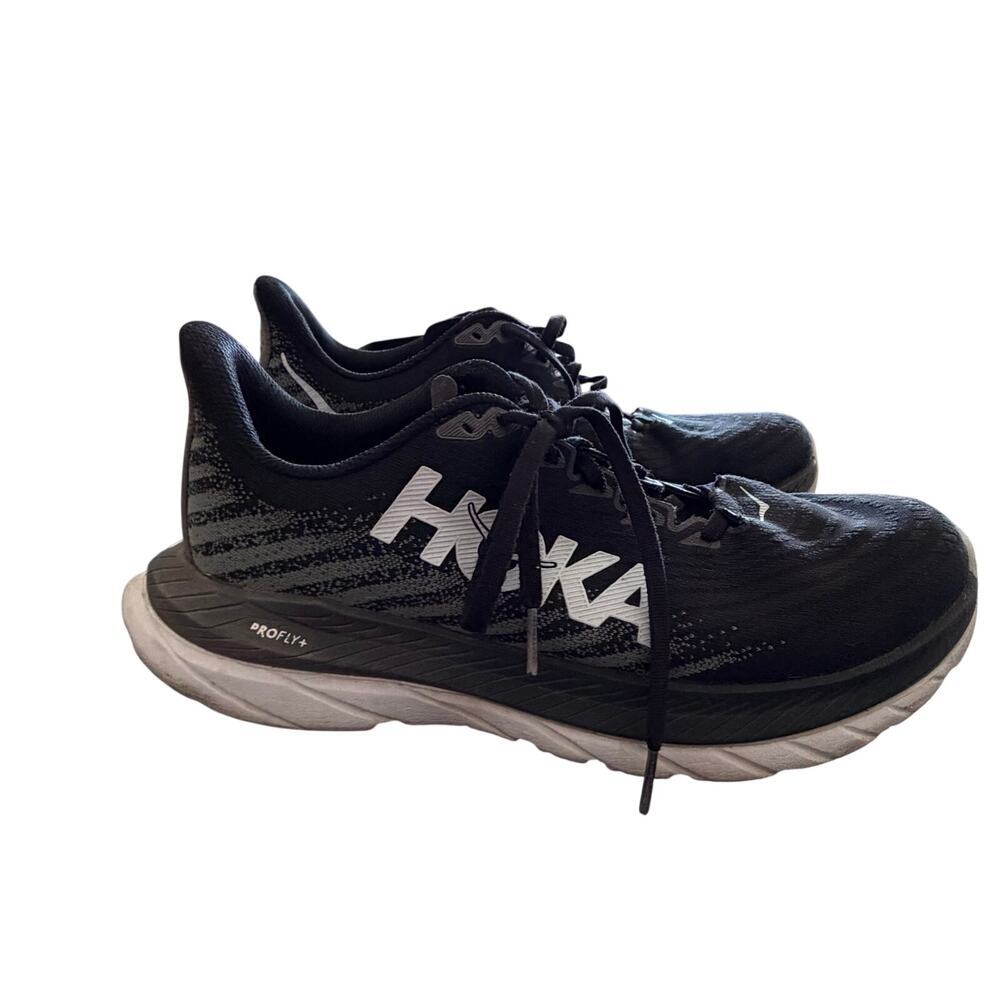 Hoka One One womens running shoes Mach 6 black white lightweight gently used 9B